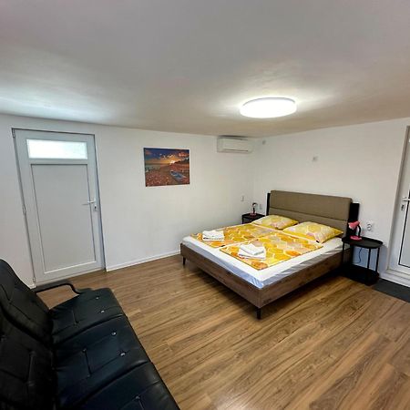 Къща Джаки Варна Hotel Екстериор снимка