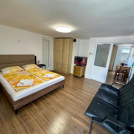 Къща Джаки Варна Hotel Екстериор снимка